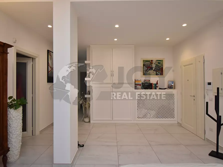 Immagine 4 di Appartamento in vendita  in Via Francesco Milizia 64 a Lecce