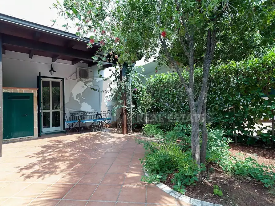 Immagine 2 di Villa in vendita  in Via Tramonti a Nardo'