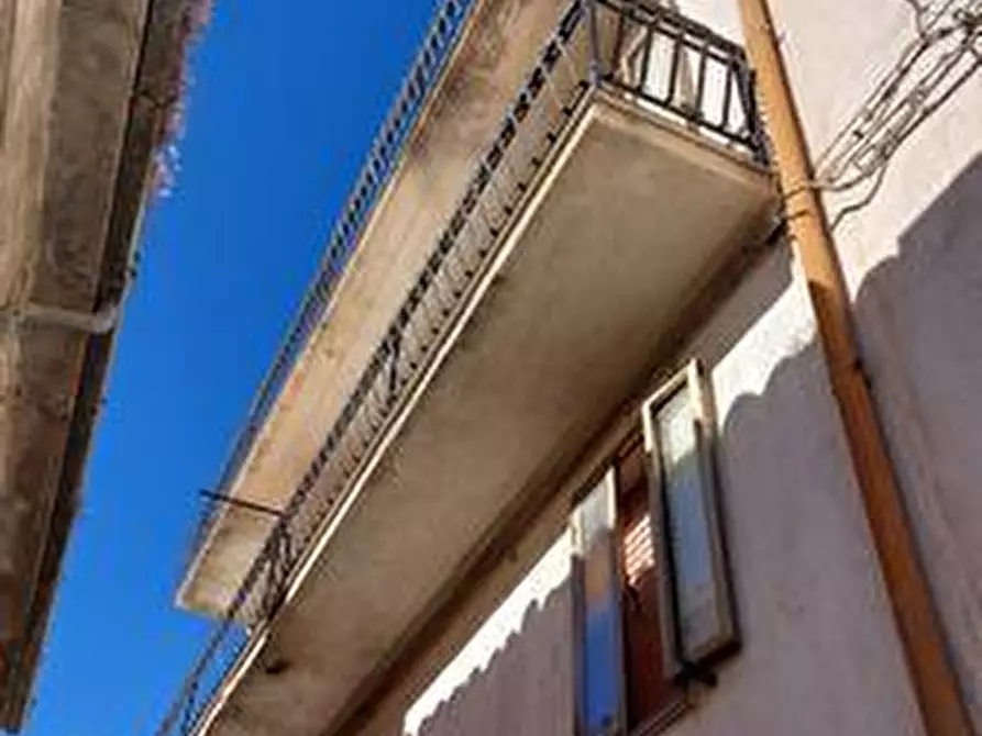 Immagine 3 di Porzione di casa in vendita  in VIA G.CESARE a Civitaluparella