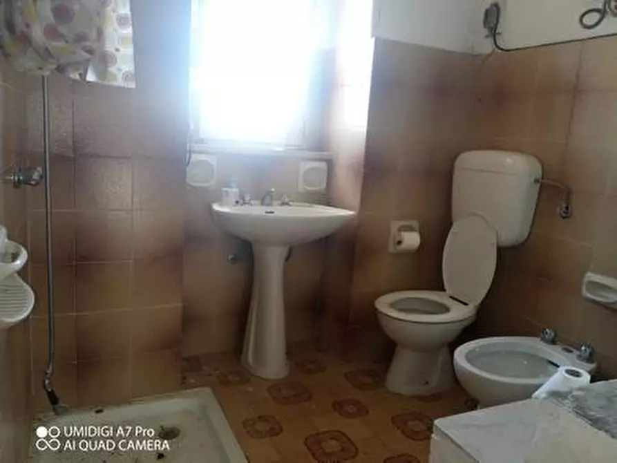 Immagine 16 di Rustico / casale in vendita  in VIA E. SIROLLI a Archi