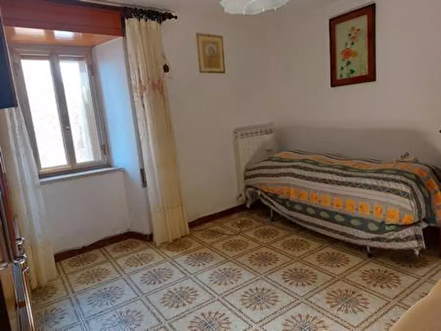 Immagine 5 di Porzione di casa in vendita  in VIA G.CESARE a Civitaluparella