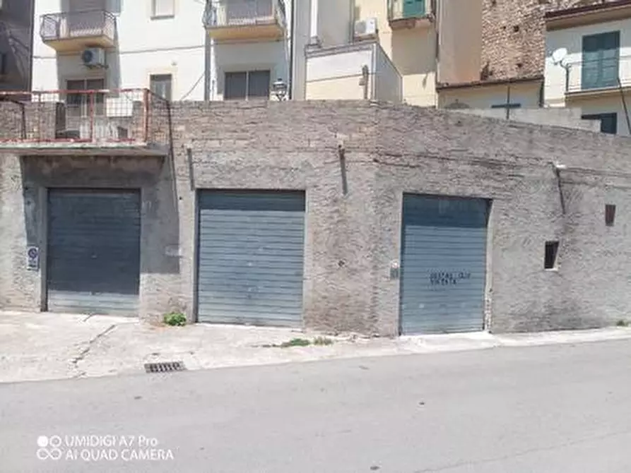 Immagine 33 di Rustico / casale in vendita  in VIA E. SIROLLI a Archi
