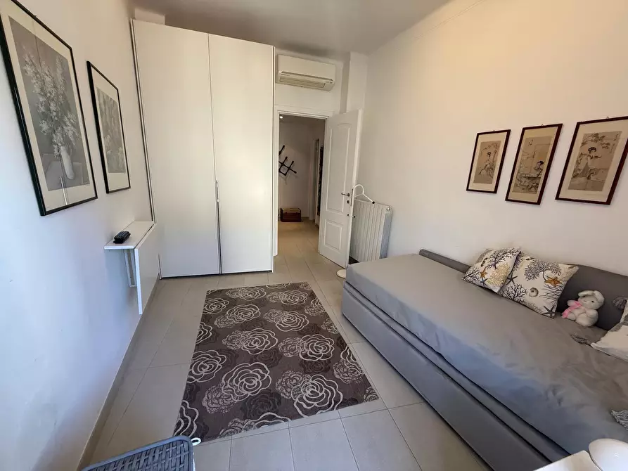 Immagine 13 di Trilocale in vendita  in Via Leonardo da Vinci a Alassio