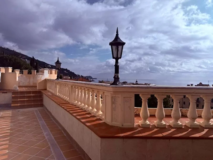 Immagine 16 di Porzione di casa in vendita  in parco fuor del vento a Alassio