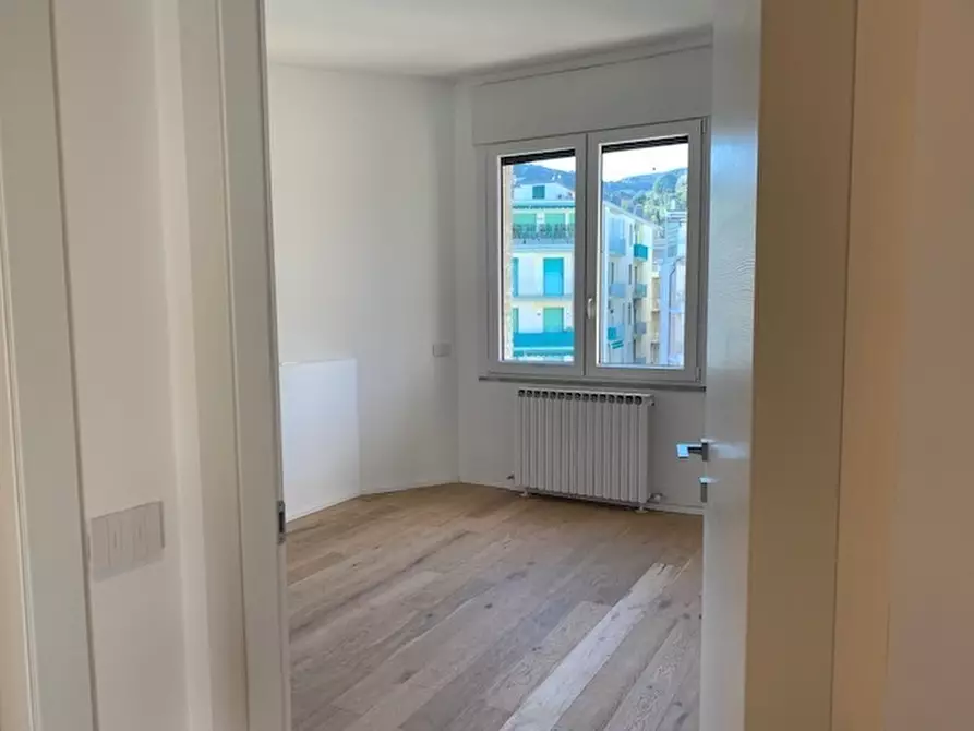 Immagine 16 di Pentalocale in vendita  in C.so Europa a Alassio