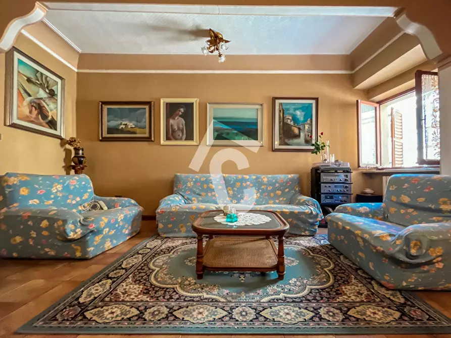 Immagine 2 di Casa bifamiliare in vendita  a Castelplanio