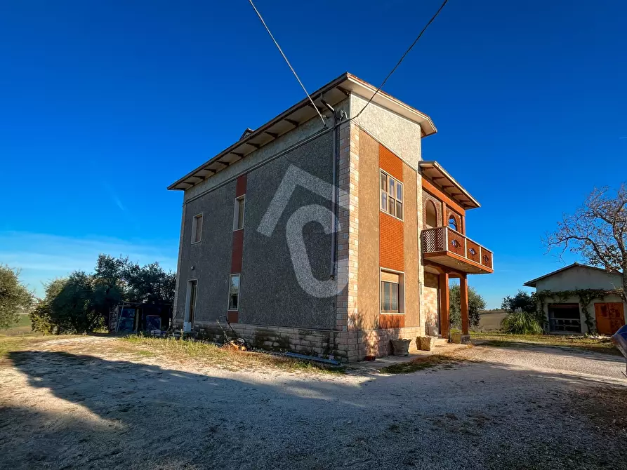 Immagine 7 di Casa indipendente in vendita  a Montecarotto