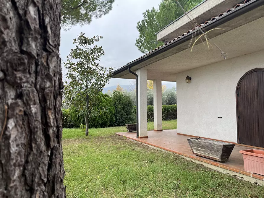 Immagine 1 di Villa in vendita  a Cingoli