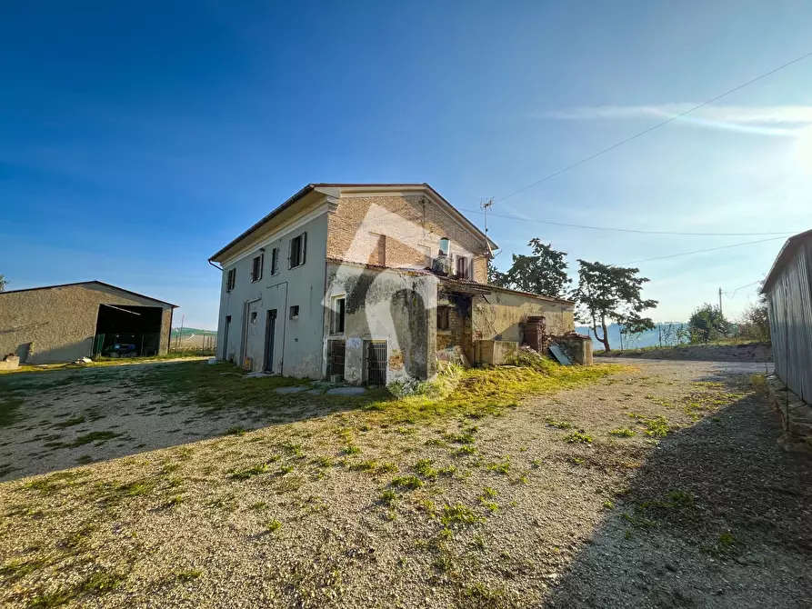 Immagine 11 di Rustico / casale in vendita  a Montecarotto