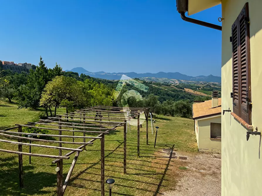 Immagine 5 di Rustico / casale in vendita  a Maiolati Spontini