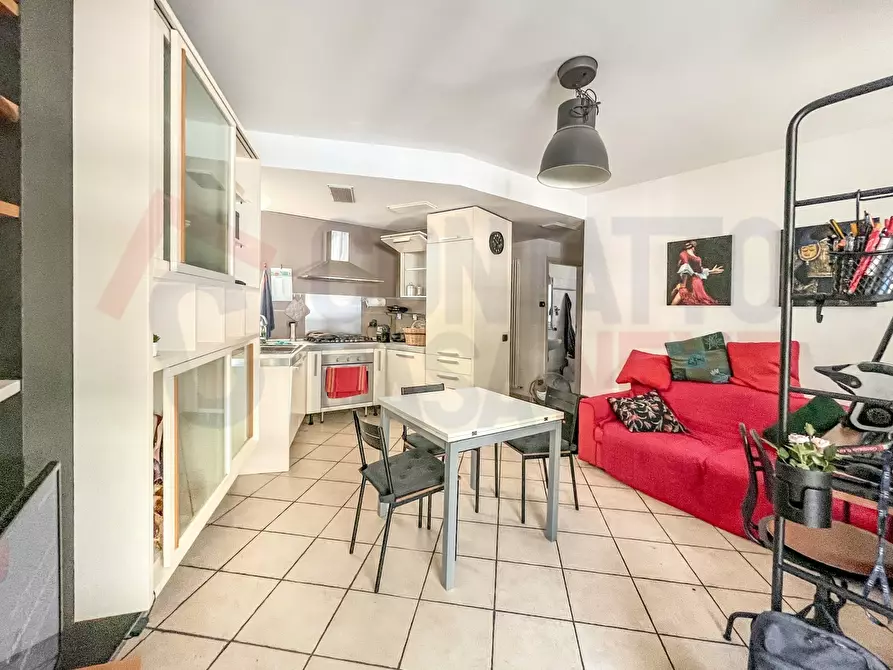 Immagine 2 di Appartamento in vendita  a Jesi