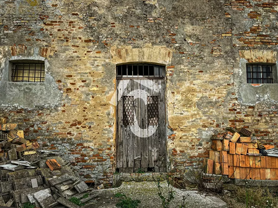 Immagine 15 di Terreno edificabile in vendita  a Jesi