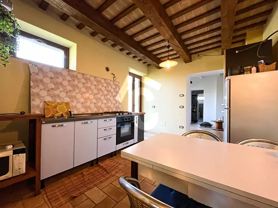 Immagine 25 di Rustico / casale in vendita  a Serra San Quirico