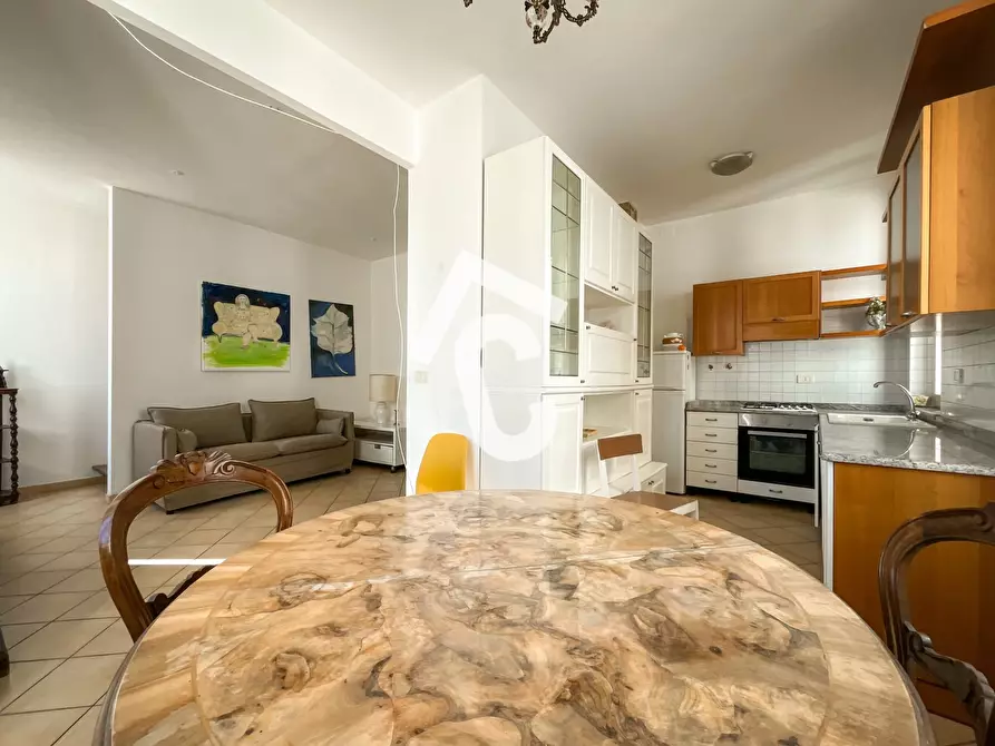 Immagine 8 di Casa bifamiliare in vendita  a Jesi