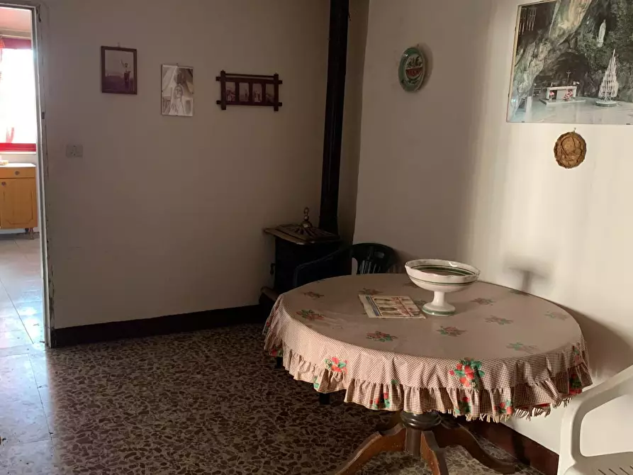 Immagine 9 di Casa indipendente in vendita  a San Giovanni La Punta