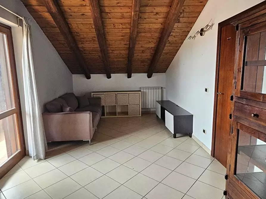 Immagine 7 di Mansarda in vendita  a Tremestieri Etneo