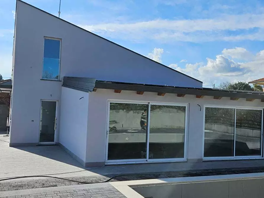 Immagine 3 di Villa in vendita  a Aci Bonaccorsi