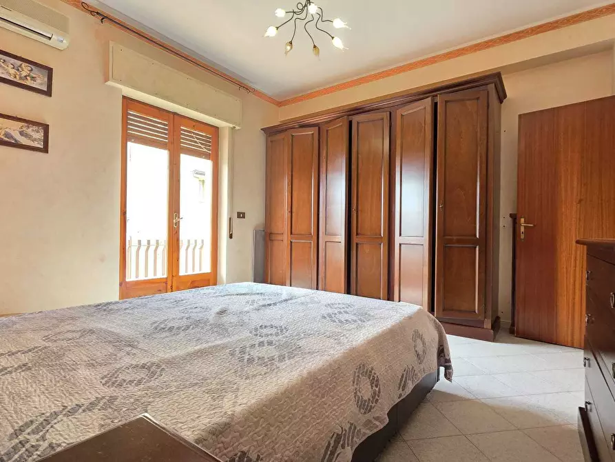 Immagine 5 di Appartamento in vendita  a Aci Sant'antonio