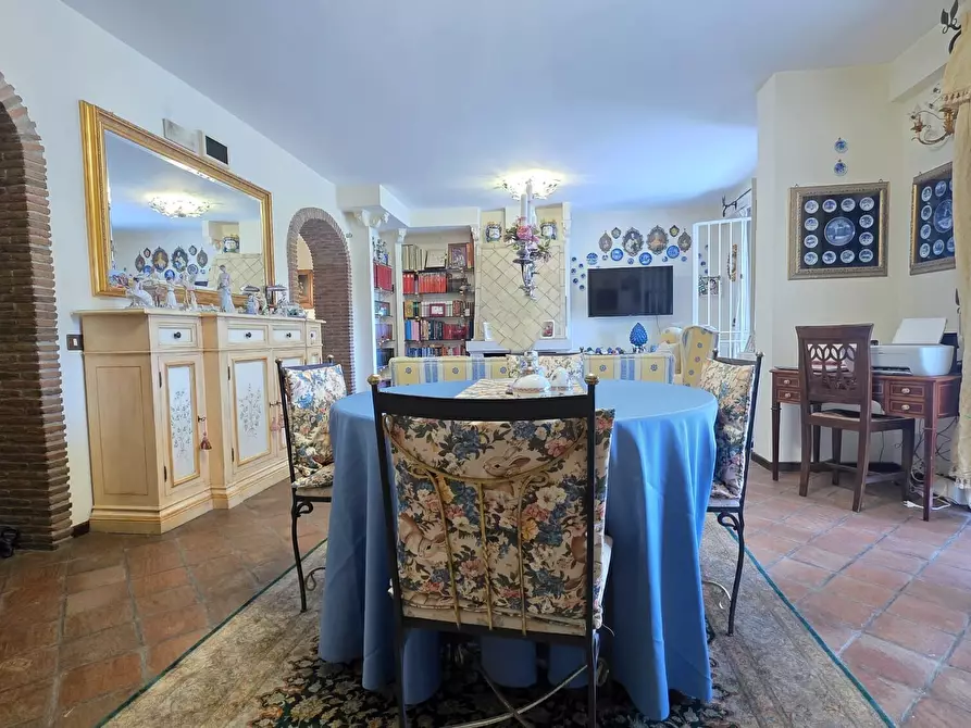 Immagine 24 di Villa in vendita  a Aci Castello