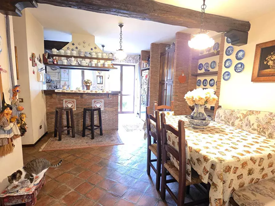 Immagine 35 di Villa in vendita  a Aci Castello