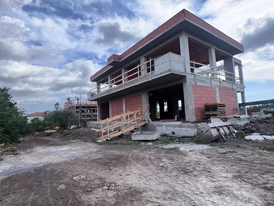 Immagine 7 di Villa in vendita  a San Giovanni La Punta