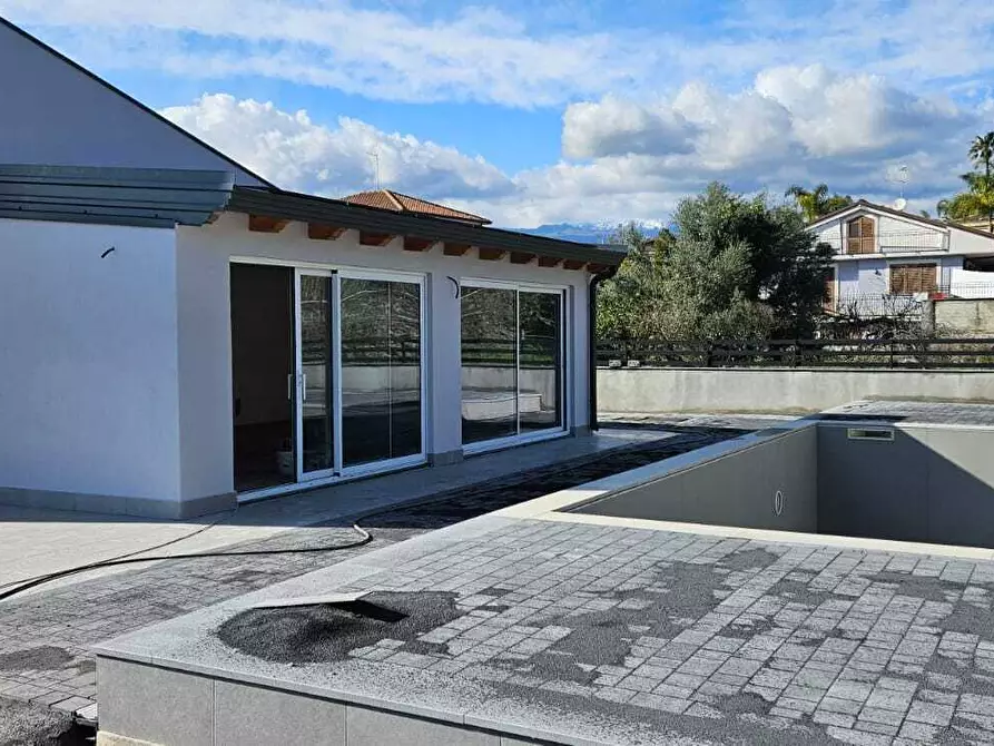 Immagine 1 di Villa in vendita  a Aci Bonaccorsi