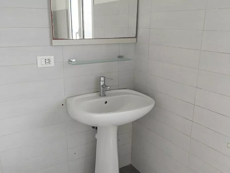 Immagine 40 di Trilocale in vendita  in Via Nuova Cantalupo 7 a Varazze