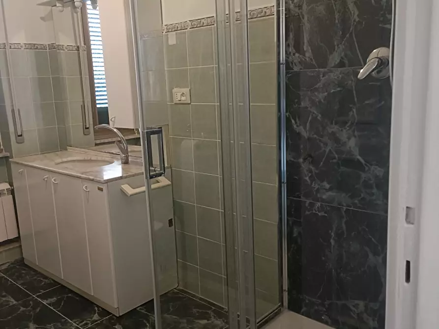 Immagine 21 di Appartamento in affitto  in Via Canevari 24 a Genova