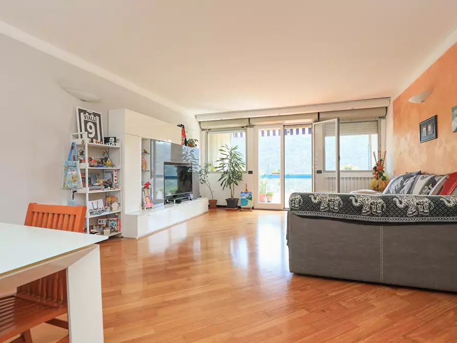 Immagine 3 di Appartamento in vendita  in Via Val Trebbia a Genova