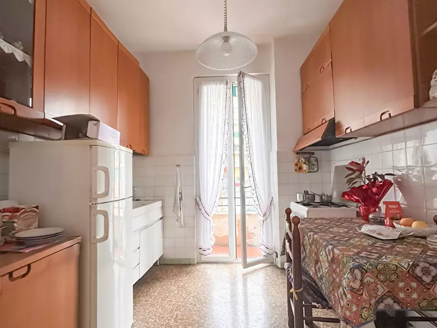 Immagine 9 di Appartamento in vendita  in Via Branega a Genova