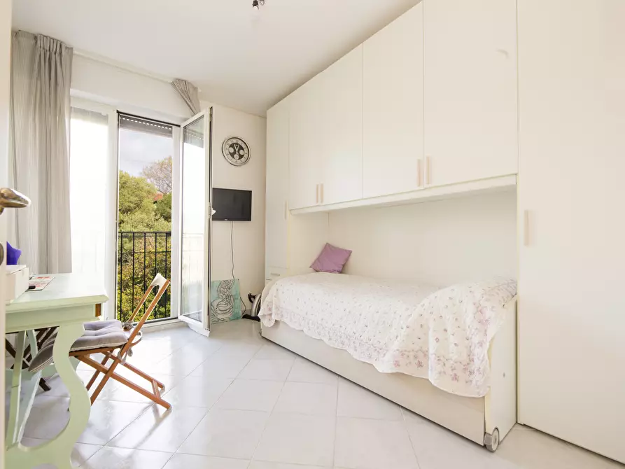 Immagine 10 di Appartamento in vendita  in Via Val Trebbia 74 a Genova