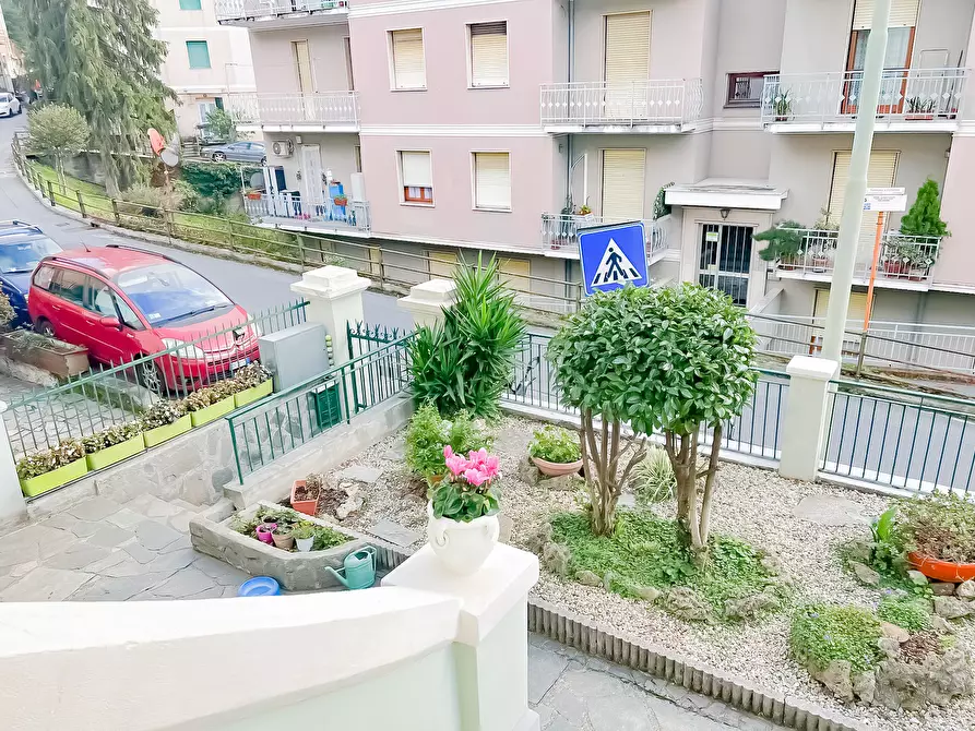 Immagine 6 di Appartamento in vendita  in Via Val D'Astico a Genova