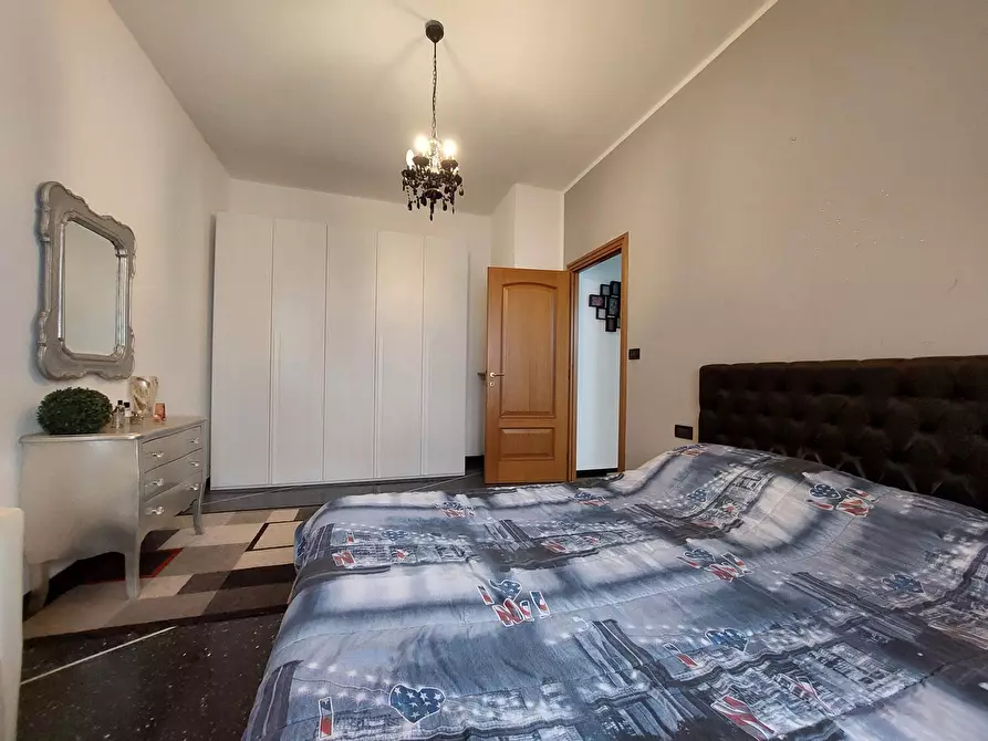 Immagine 9 di Bilocale in vendita  in Via delle Gavette a Genova