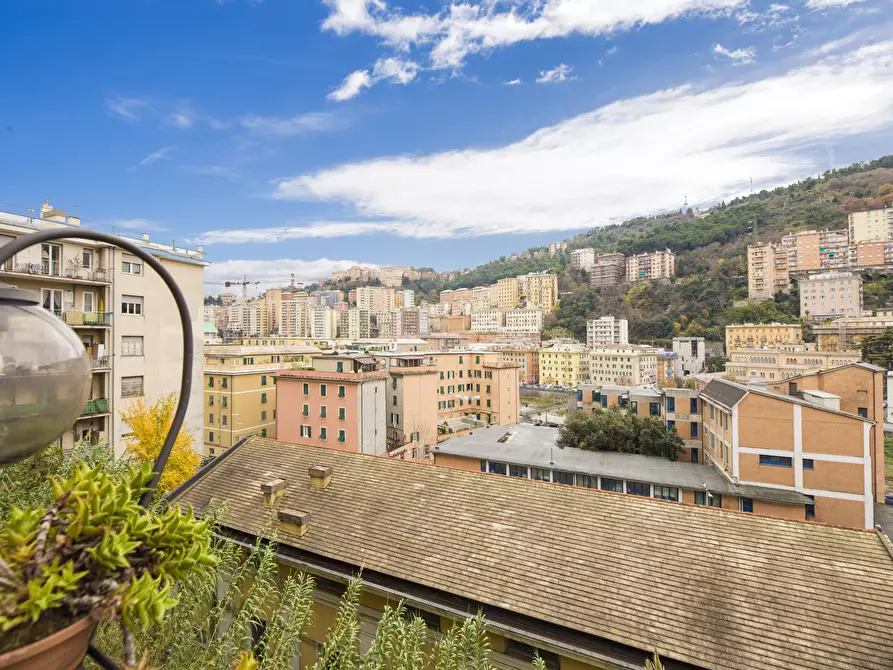 Immagine 18 di Appartamento in vendita  in Via Montenero a Genova