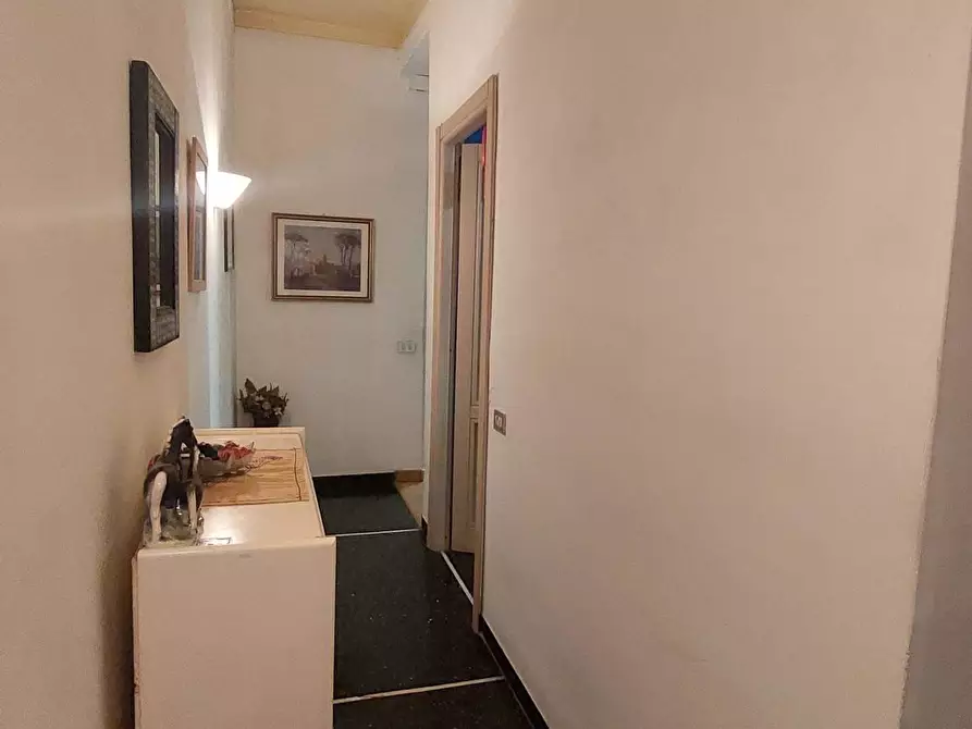 Immagine 16 di Trilocale in vendita  in Via Leonardo Montaldo 24 a Genova