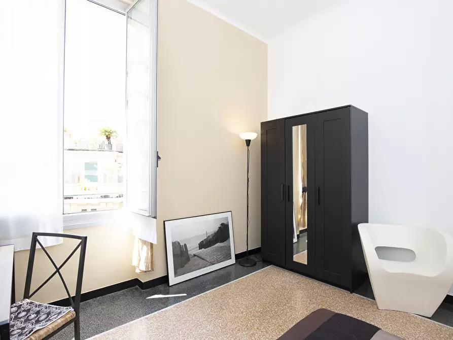 Immagine 6 di Ufficio in vendita  in Via Fieschi a Genova