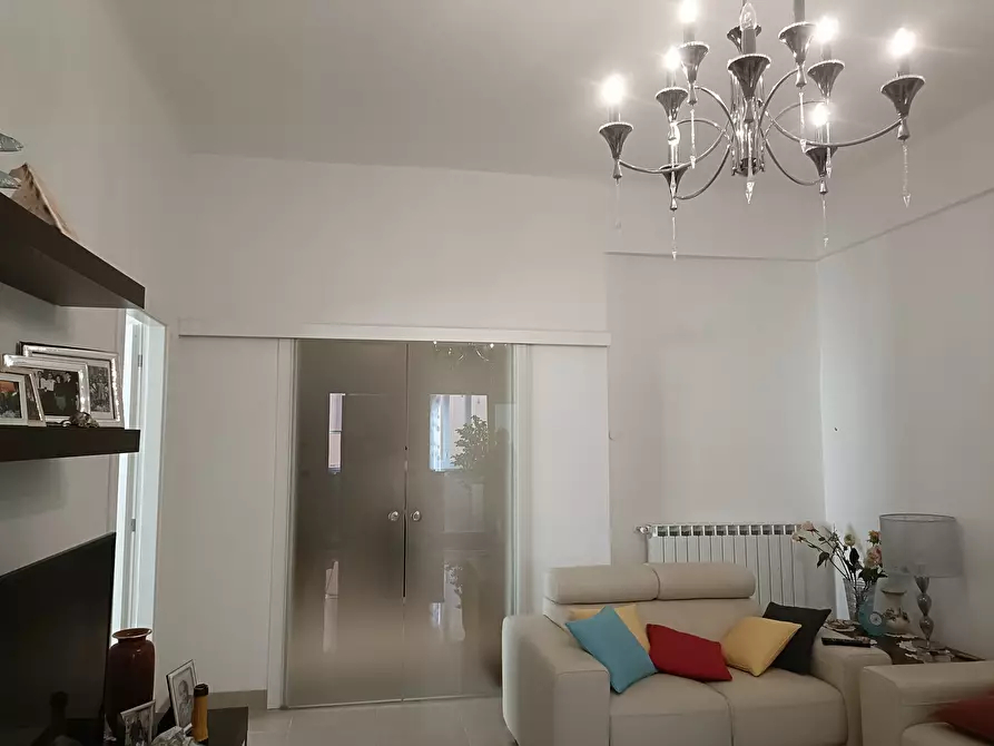 Immagine 46 di Pentalocale in vendita  in Via Paolo Antonio de Cavero 8 a Genova