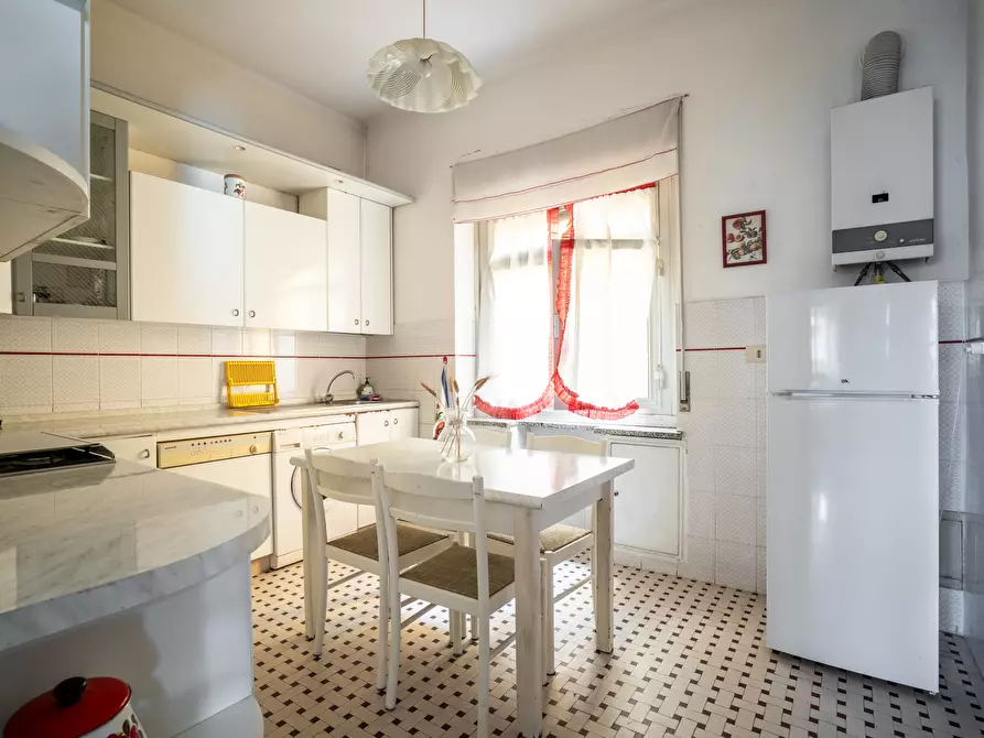 Immagine 58 di Quadrilocale in vendita  in Via Sturla 54 a Genova