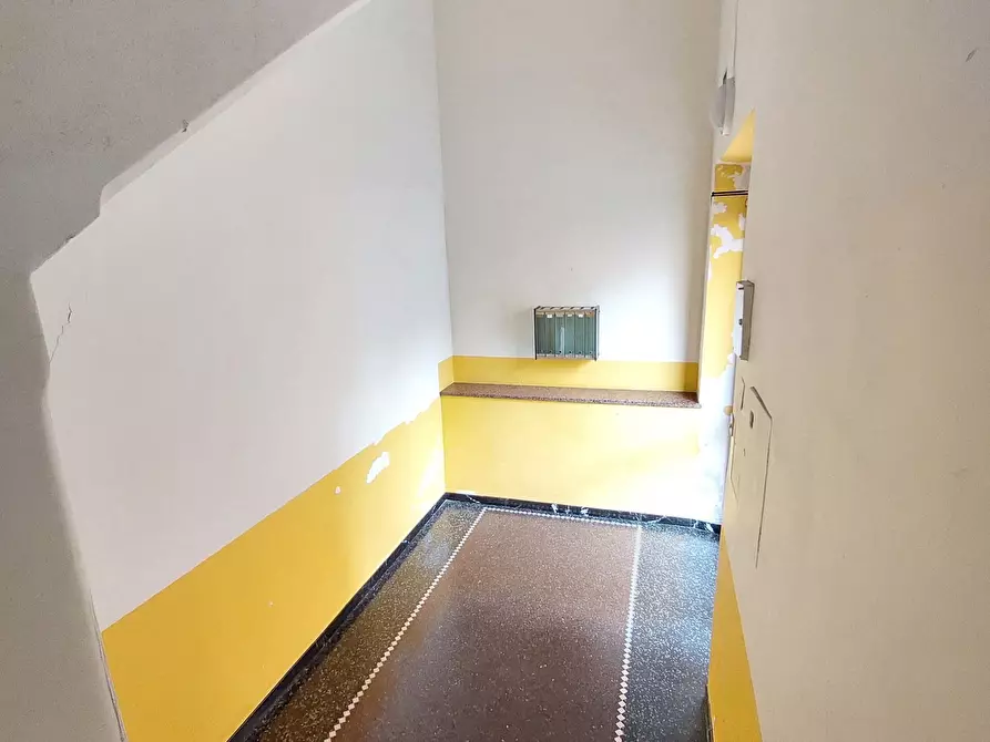 Immagine 27 di Trilocale in vendita  in Passo della Zebra a Genova