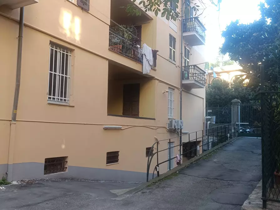 Immagine 20 di Garage in vendita  in Viale Cambiaso 6 a Genova