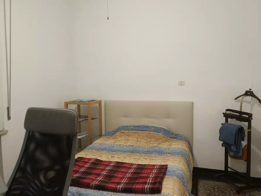 Immagine 26 di Bilocale in vendita  in Via Mantova 15 a Genova