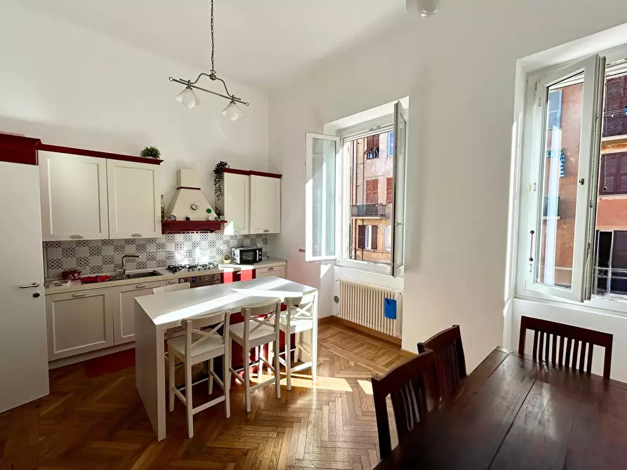 Immagine 2 di Pentalocale in affitto  in Via Giovanni Torti 143 a Genova