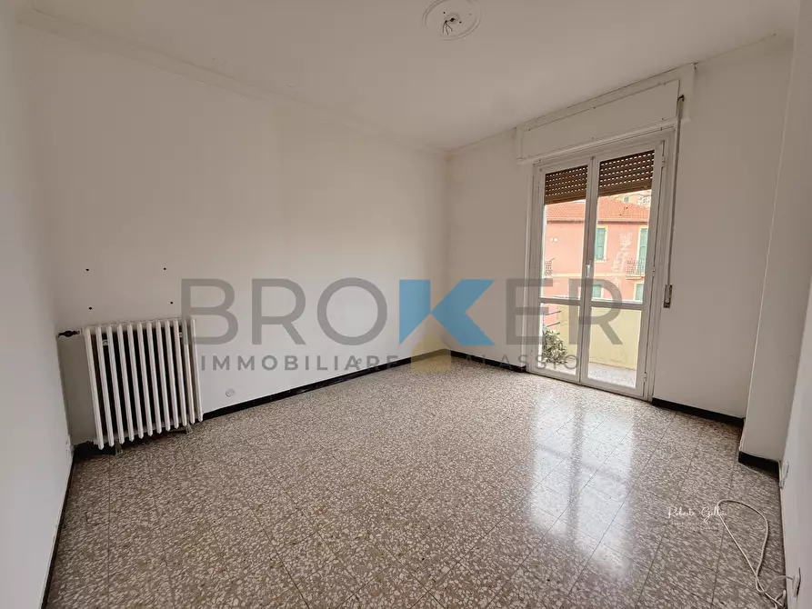 Immagine 12 di Quadrilocale in vendita  in Via Michelangelo 8 a Alassio