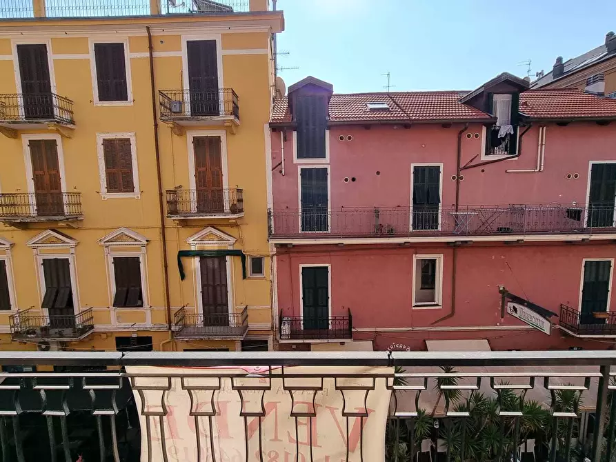 Immagine 6 di Appartamento in vendita  in Corso Dante Alighieri a Alassio