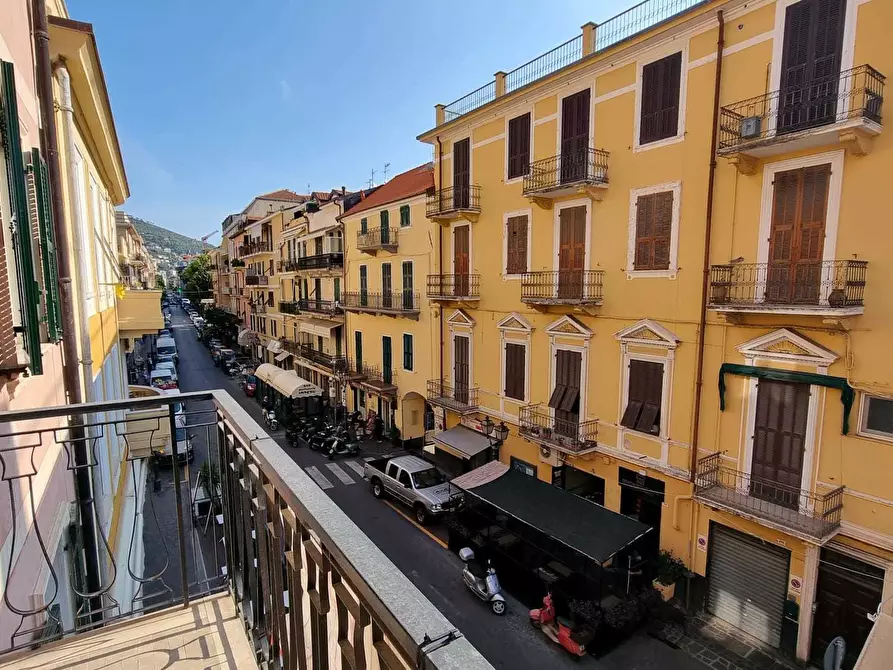 Immagine 7 di Appartamento in vendita  in Corso Dante Alighieri a Alassio