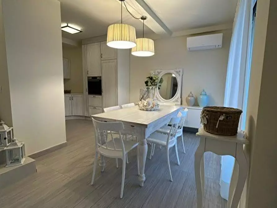 Immagine 20 di Villa in vendita  in Via Adelasia 139 a Alassio