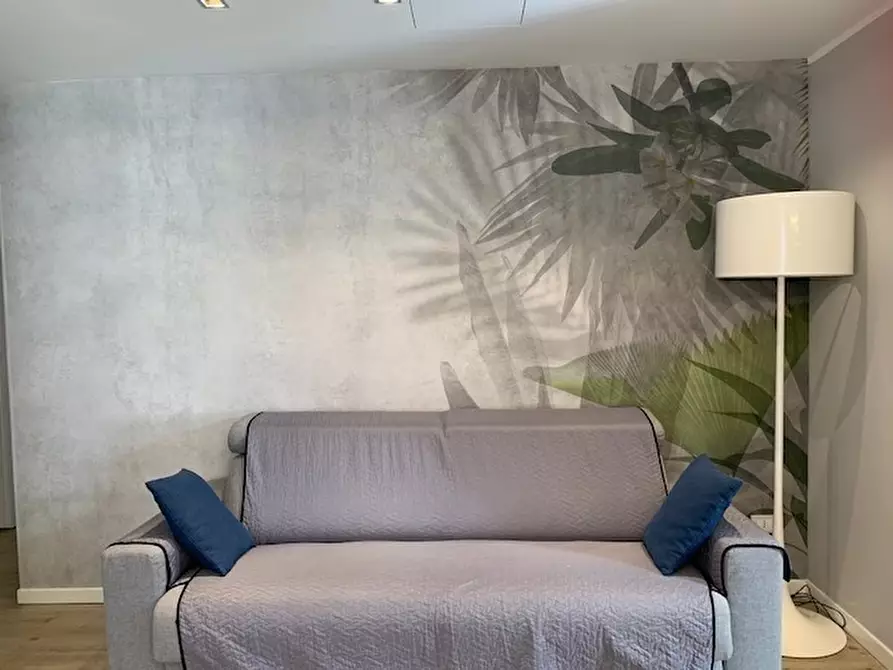 Immagine 4 di Trilocale in vendita  in Via Roma a Alassio