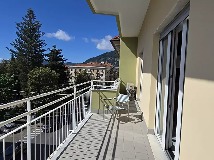 Immagine 22 di Quadrilocale in affitto  in Via Giuseppe Mazzini 79 a Alassio