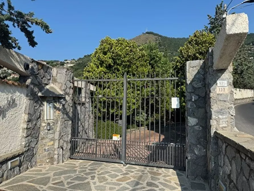 Immagine 4 di Villa in vendita  in Via Adelasia 139 a Alassio