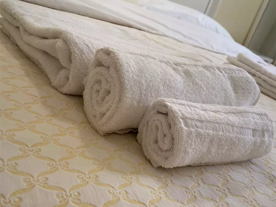 Immagine 10 di Bilocale in affitto  in Via Roma 48 a Alassio